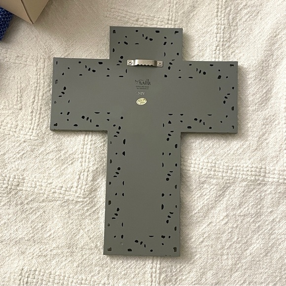 Decorative Cross Wall Art with Inspirational Quote - Picture 13 of 15